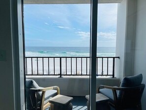 Interior - Surf Dweller 405 - Emerald Beach Hide Away (Fort Walton Beach)