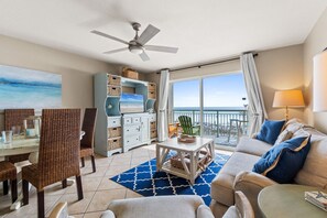 Interior - Pelican Isle 212 - Salty Air Bliss (Fort Walton Beach)