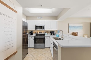 Interior - Pelican Isle 212 - Salty Air Bliss (Fort Walton Beach)