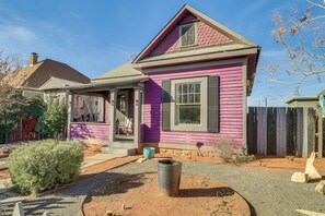 Exterior - Deck & Home Office: Walkable Albuquerque Home (Albuquerque)