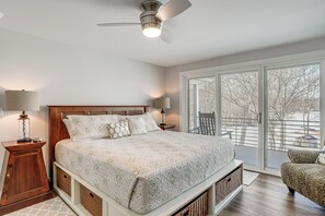 3 chambres, bureau, lit parapluie, accès Internet