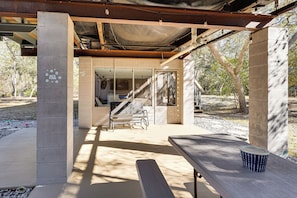 Outdoor dining - < 1 Mi From Suwannee River, Hideaway w/ Lanai (Old Town)