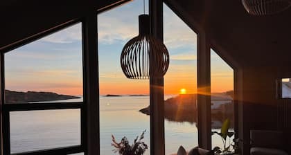 Oceanfront Luxury Retreat | Jacuzzi, Sauna & Panoramic Views