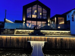 Exterior - Oceanfront Luxury Retreat | Jacuzzi, Sauna & Panoramic Views (Rogaland)