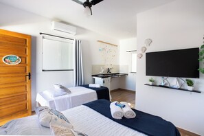 3 chambres, fer et planche à repasser, Wi-Fi gratuit, draps fournis