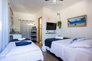 3 bedrooms, iron/ironing board, free WiFi, bed sheets - QUINTAL DE BÚZIOS
Casa com piscina, churrasqueira, 3 suítes completas com ar (Armação dos Búzios)