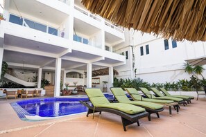Pool - Casa Cielito Lindo : Marina Las Brisas : Panoramic View of the Bay (Acapulco de Juarez)