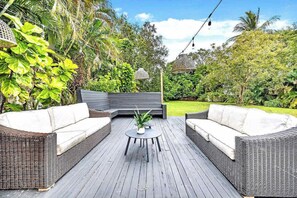 Terrace/patio - Bright 4BR North Miami Home Close to Beaches (North Miami)