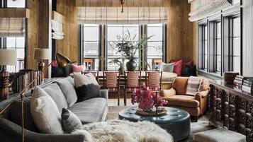 Studio | Living area