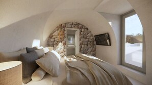 Maisonette with Private Pool, Sea View | Straujárn/strauborð, ókeypis þráðlaus nettenging