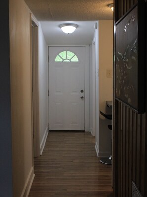 Interior - Charming 2-bedroom house with AC in Kingsport (Kingsport)