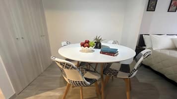 Estudio estándar, 1 cama de matrimonio | Restauración