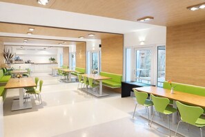 Unclassified image, 5 of 16, button