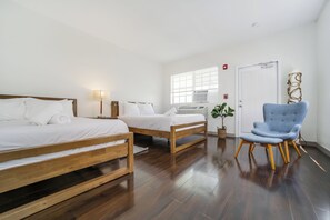 Studio Familial, coin cuisine, en bord de plage (Self check-in)