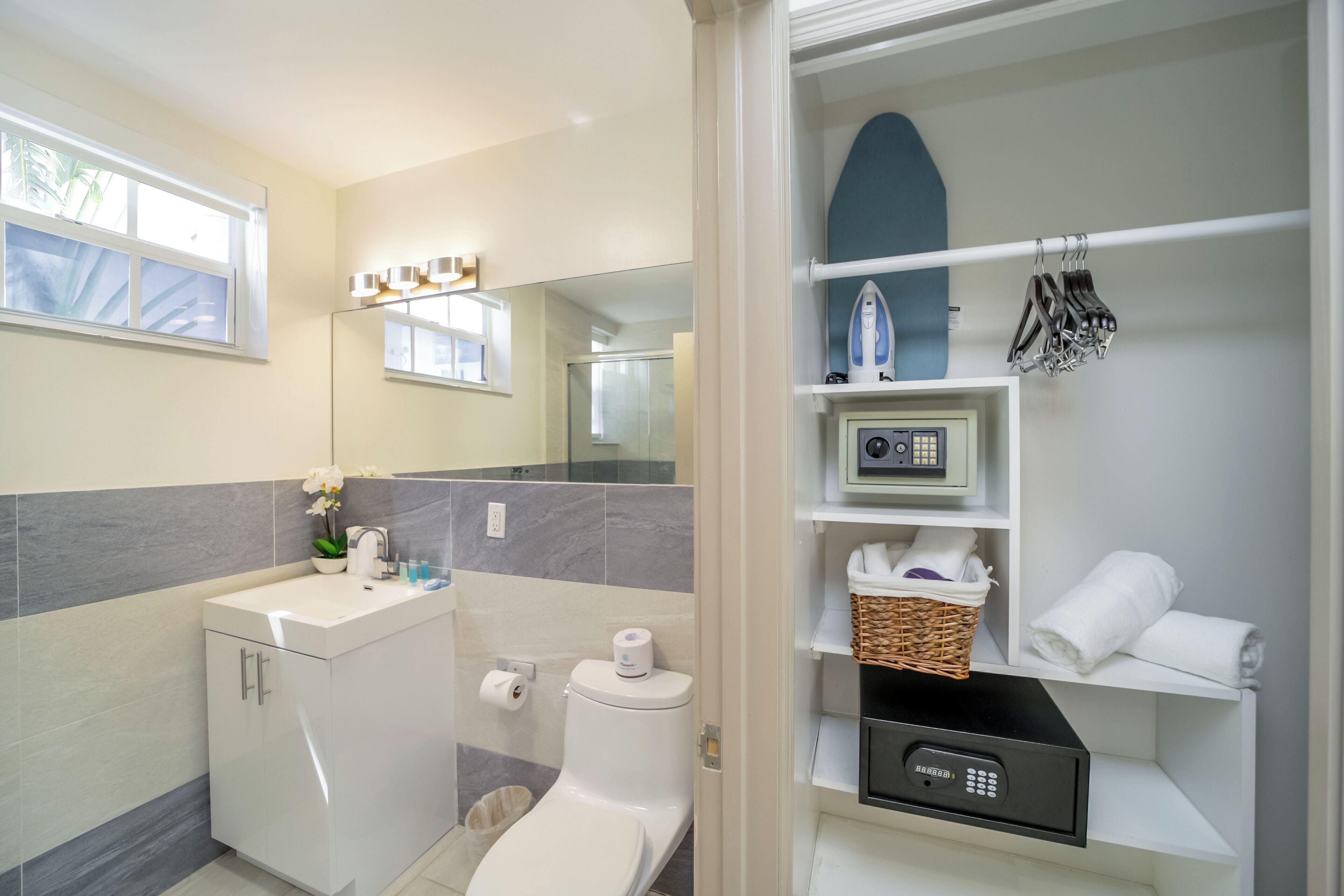 Family Studio, Kitchenette, Beachside (Self check-in) | Bathroom