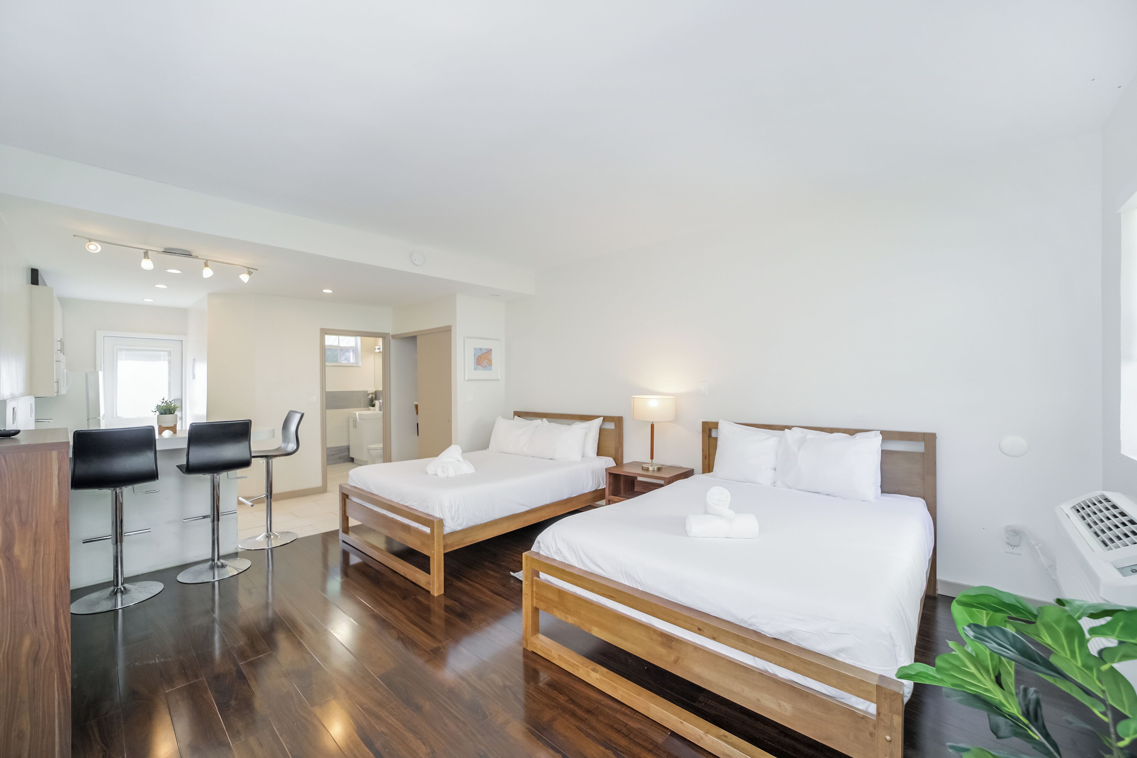 Family Studio, Kitchenette, Beachside (Self check-in)