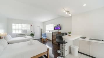 Family Studio, Kitchenette, Beachside (Self check-in) | Private kitchen | Fridge, microwave, stovetop, dishwasher