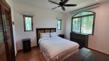 2 slaapkamers, wifi, beddengoed