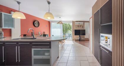 Rent house mirecourt close to circuit de juvaincourt .animaux accep