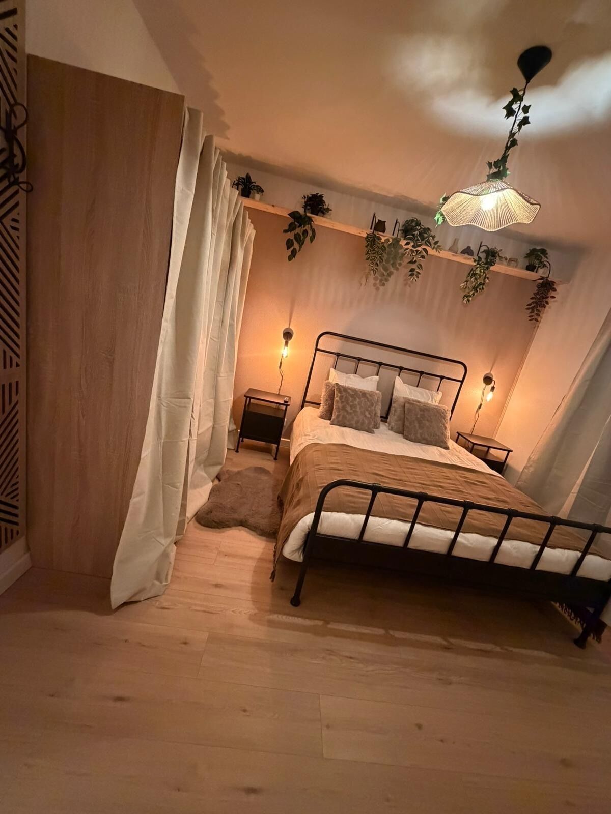 1 bedroom, iron/ironing board, WiFi, bed sheets