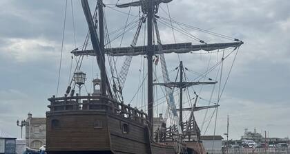 Superb 3-bedroom townhome in lovely Ramsgate perfect for families