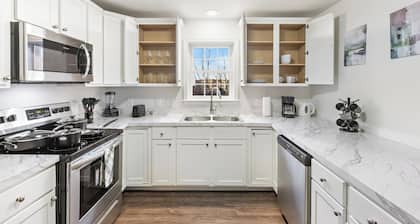 Urban Haven XL - NYC & Newark w/free parking