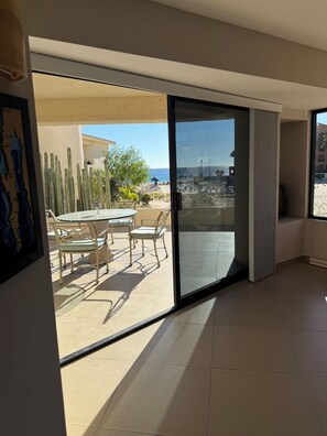 Interior - Spacious 2BR 2BA Beachfront Walk-Out Condo in Terrasol Resort, Cabo San Lucas (Cabo San Lucas)