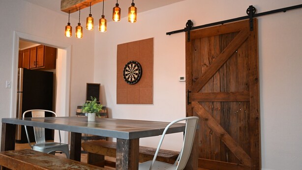 Dining - NEW! 7 Beds + Private Backyard + Driveway PERFECT for GROUPS! (Milwaukee)