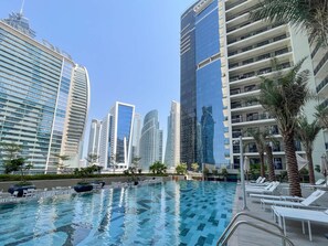 House - Stayshort - 1 Bed in Business Bay With Modern Amenities (Dubai)