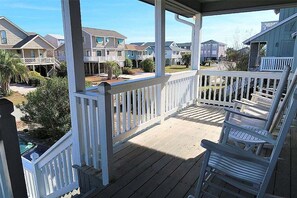Property grounds - 5 Bedroom Quiet Neighborhood Short Walk to Beach (Ocean Isle Beach)