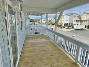 Property grounds - Dog Friendly 4 bedroom Canal House with Boat Dock (Ocean Isle Beach)