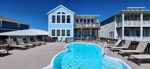 Pool - Large 6 bedroom oceanfront house w/ pool (Ocean Isle Beach)