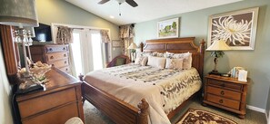 5 bedrooms, Internet, bed sheets - 5 Bedrooms Oceanfront Beach House for 10 (Ocean Isle Beach)