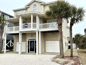 Exterior - 4 Bedroom 4 Bath House Private Pool Close to Beach (Ocean Isle Beach)