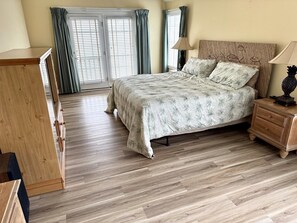 4 dormitorios, Internet, ropa de cama