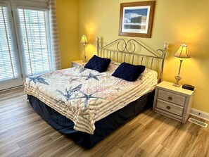 4 bedrooms, Internet, bed sheets - 4 Bedroom 4 Bath House Private Pool Close to Beach (Ocean Isle Beach)
