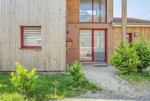 Exterior detail - LA MAISON D'ALBAN - CHALLERANGE (CHALLERANGE)