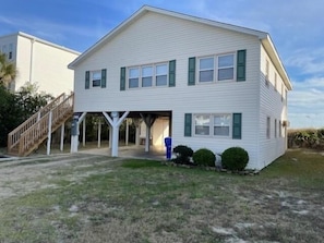 Exterior - Down Yonda 3 BR Oceanfront Beach Cottage (Ocean Isle Beach)