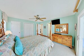 Internet - SEA Dreams 5 br Canal House with Boat Dock (Ocean Isle Beach)