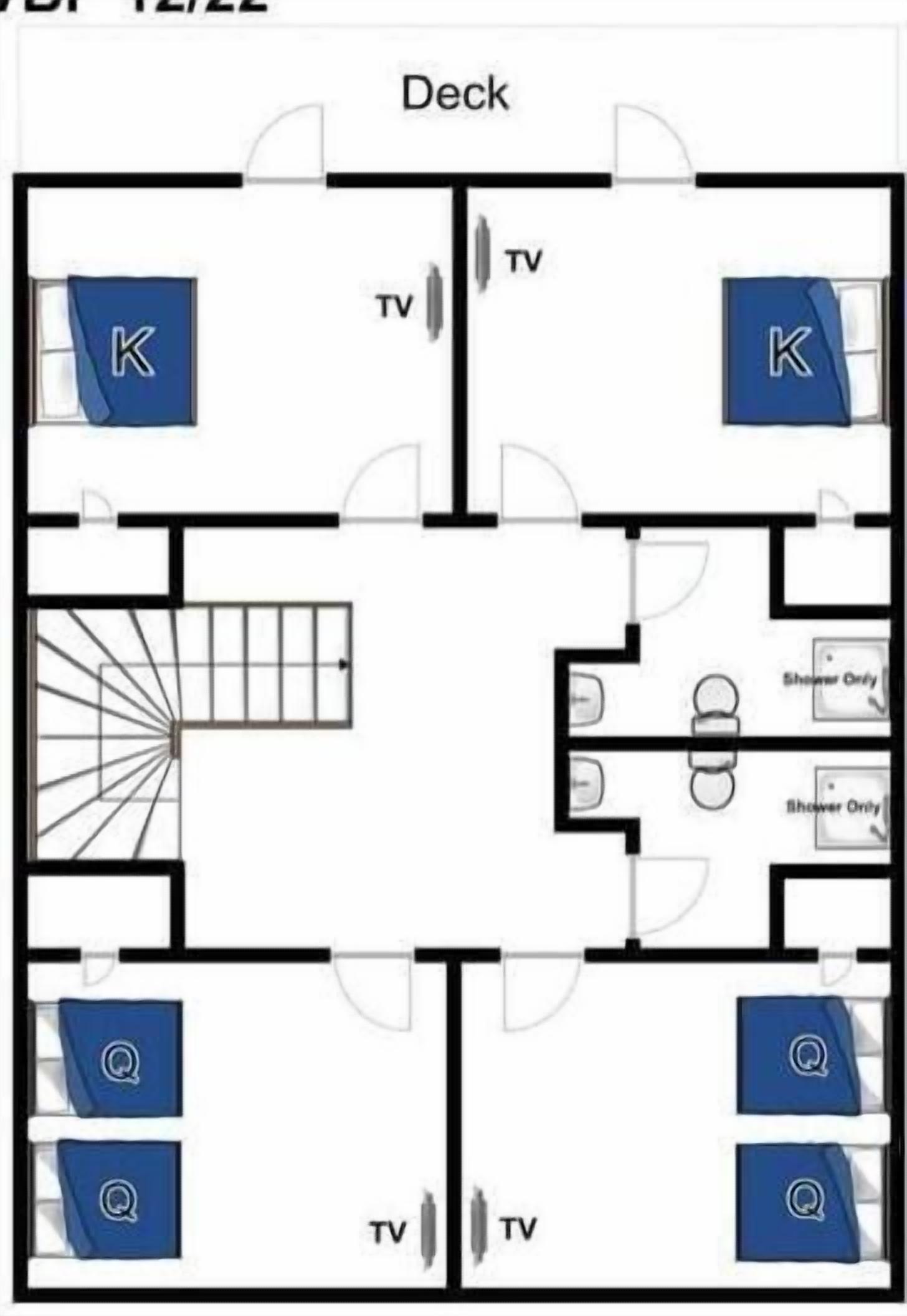 A hotel layout with two King and two Queen rooms, each with a TV. There is a deck area and a shower-only room.
