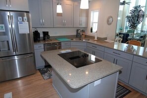 Fridge, microwave, oven, stovetop - Oceanfront 5 bedroom beach house with private pool (Ocean Isle Beach)