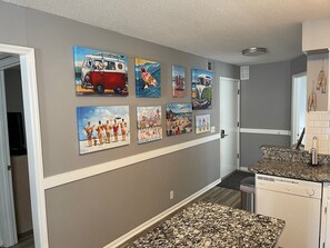 Interior - Dog friendly 3 br,2 ba condo side unit, oceanfront pool (Ocean Isle Beach)