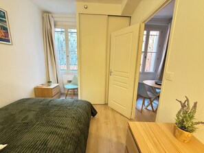 1 sovrum, strykjärn/strykbräda, resesäng och wi-fi