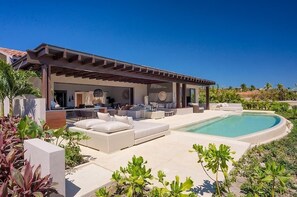Pool - Beachfront Villa Within Gates Porta Fortuna (Corral del Risco)