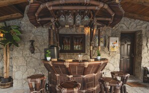 Bar (in der Unterkunft)