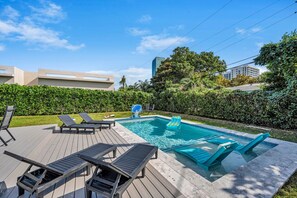 Pool - The Design District Pool House (Miami)