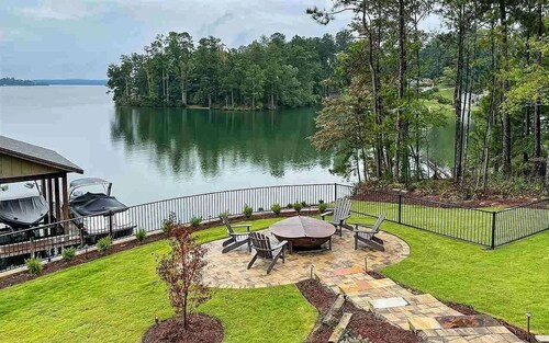 Lake Martin Retreat - Private Dock, Panoramic Views, Amber Sky Sunsets