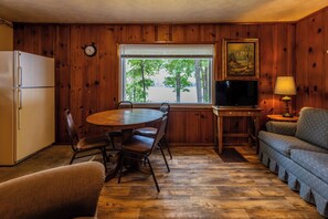 Living area - Waterfront Cabin for up to 6 (Benton)