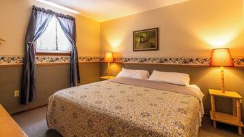 4 bedrooms, WiFi, bed sheets