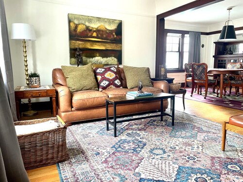 Sunny 2BR Tosa Bungalow Hideaway I Relax & Unwind